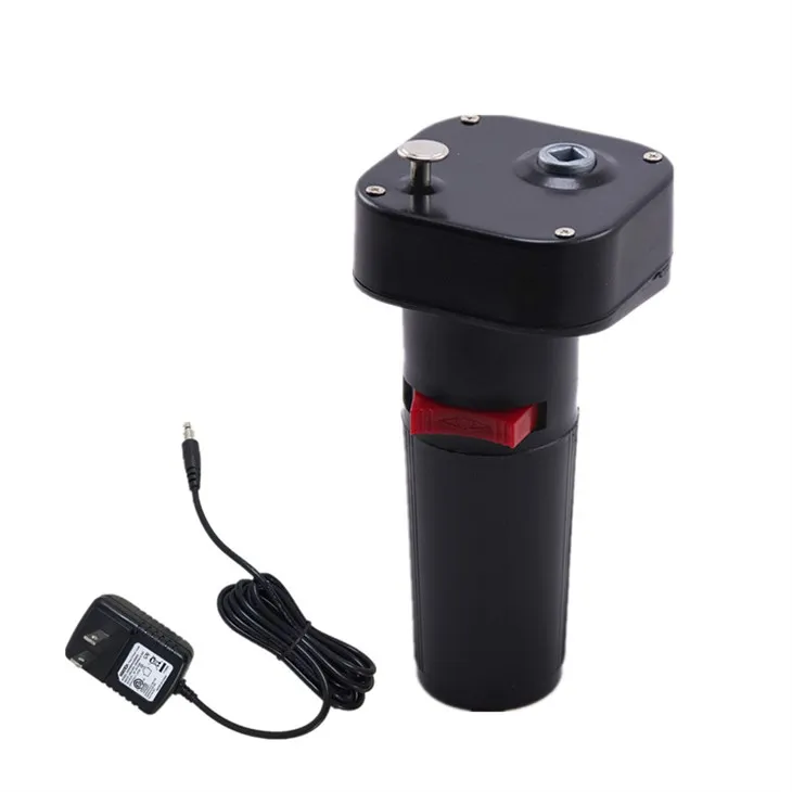 Motor rotisserie napájaný z batérie s adaptérom